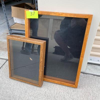 Set of 2 Display case/shadow box