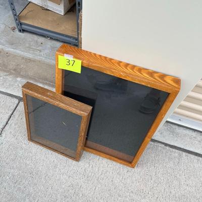 Set of 2 Display case/shadow box
