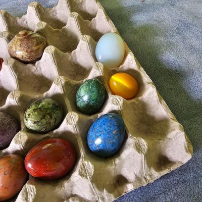 Collection of Small Semi-Precious Stone Eggs  (1BR3-JS)