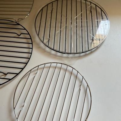 Baking Racks and Miracle Thaw Tray.