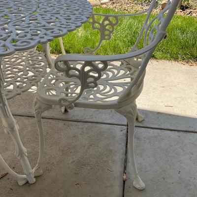 5- Piece Cast Patio Sey