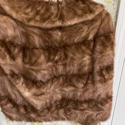 Women's Sharon Konoa Mink Stole - Size Medium