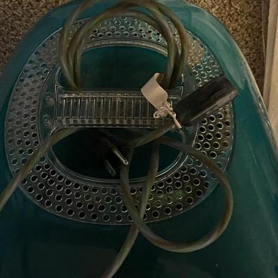 Apple IMac Blueberry with Keyboard and Mouse