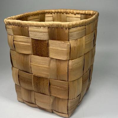 Vintage Square Shaped Intricate Weaved Basket