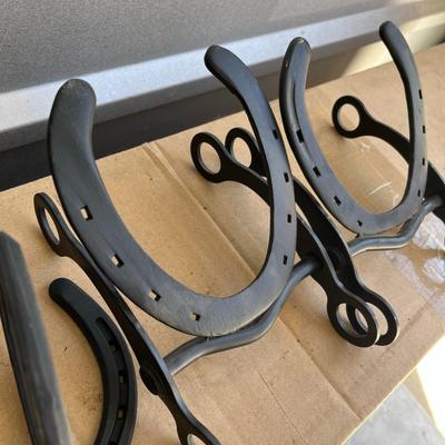 Horseshoe Gun Rack & Hooks