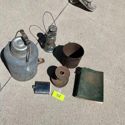 vintage thermos, Cantine, lantern + more