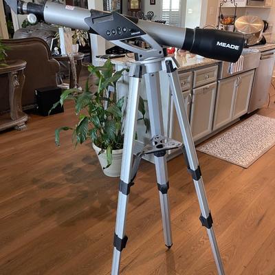 Vintage Large Meade Telescope