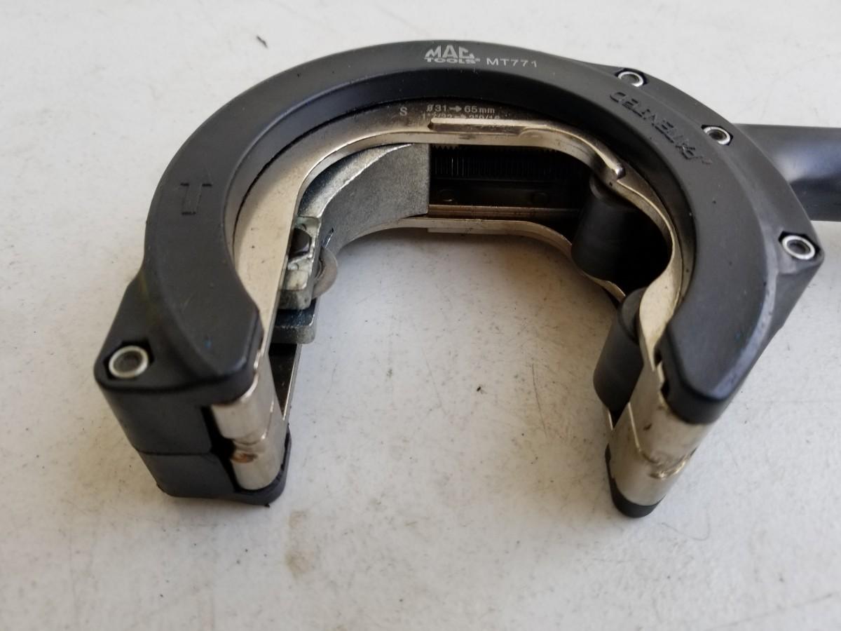 MAC Tools Tail Pipe Cutter