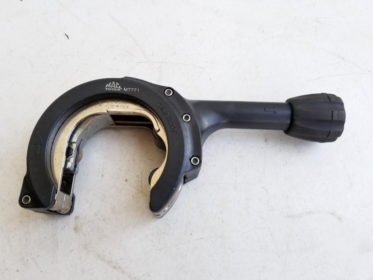 MAC Tools Tail Pipe Cutter