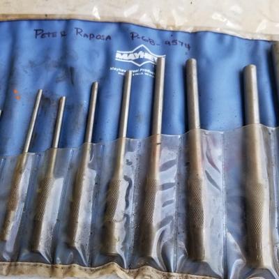 Mayhew Punch Set