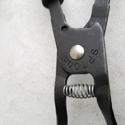 Spark Plug Puller Pliers