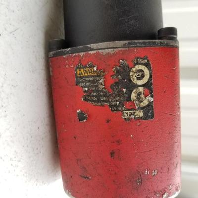 Central Pneumatic Air Impact Wrench