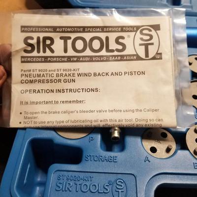 SIR Tools  Brake Caliper Piston Compressor