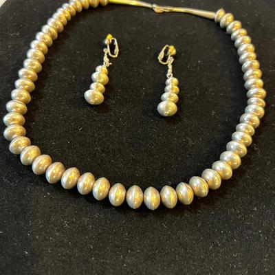 Beaded Silver Necklace & Earrings. 