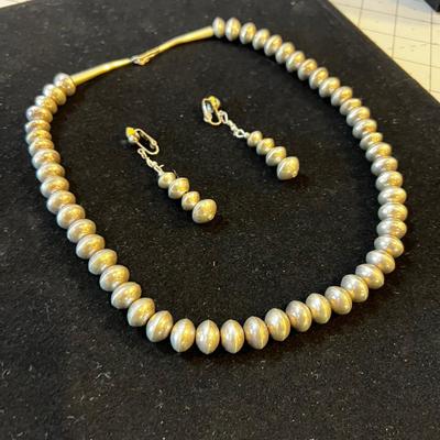 Beaded Silver Necklace & Earrings. 