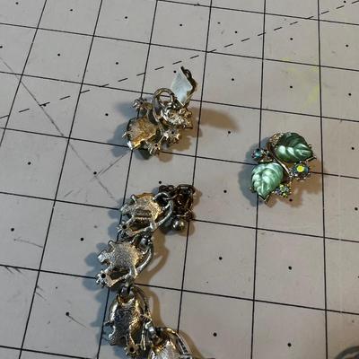 Light-Lime Green Bejeweled Chocker Vintage Costume 