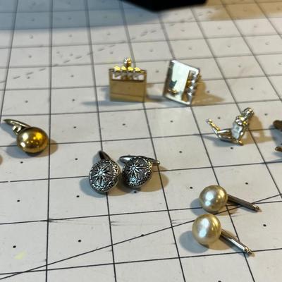 Awesome! Collection of 5 Pair of Cufflinks including the Retro Swimsuit Girls