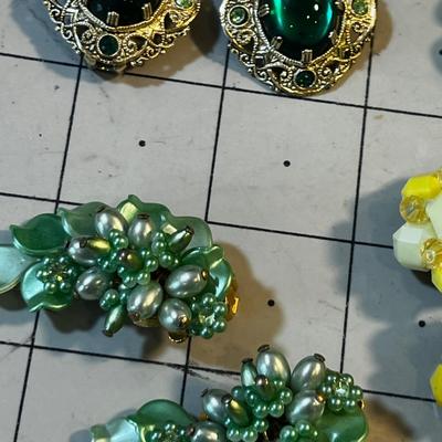 Grouping of Vintage Green & Yellow Toned Clip on Earrings
