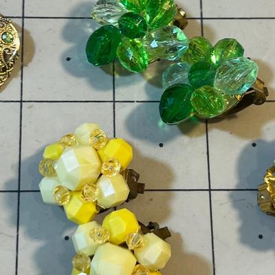 Grouping of Vintage Green & Yellow Toned Clip on Earrings