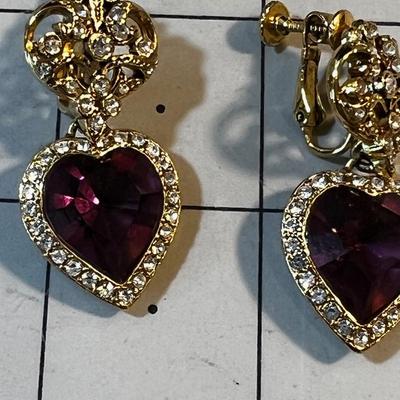 More Gorgeous Hearts Shaped Earrings, Nice! 