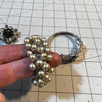 Smokin Hot - Smokey Earrings Bracelet and Pin