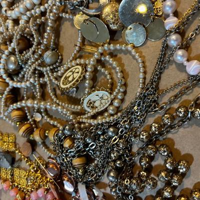 Tray Number 2 Pinks and White Plus