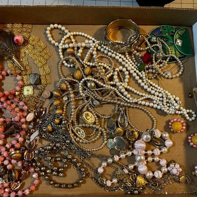 Tray Number 2 Pinks and White Plus