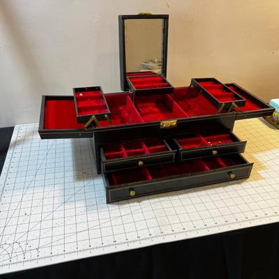 Fantastic Jewelry Chest