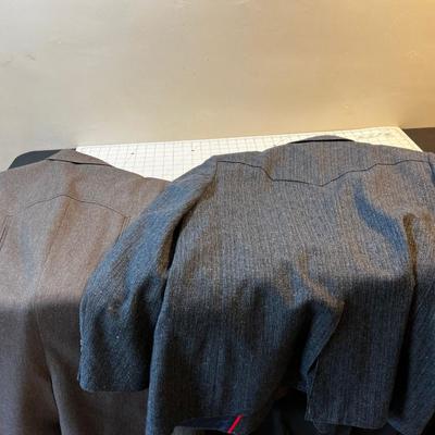 2 Western Style Men's Jackets
