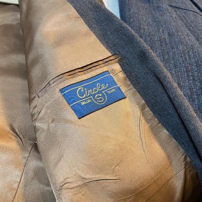 2 Western Style Men's Jackets