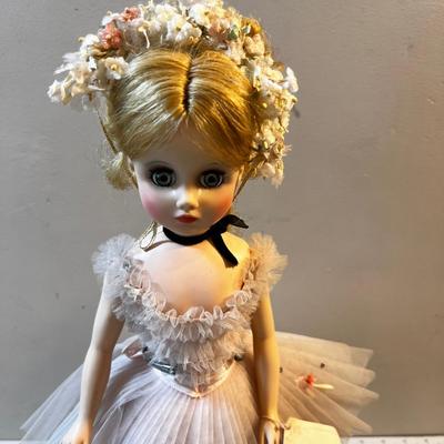 Madame Alexander  Elise 1940's 