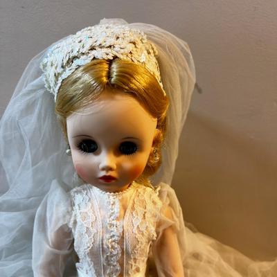 Sissy Doll Madame Alexander BRIDE! 