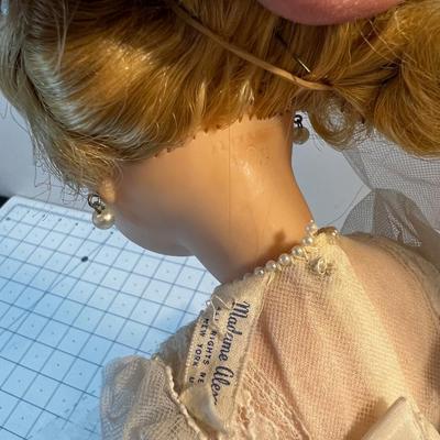 Sissy Doll Madame Alexander BRIDE! 