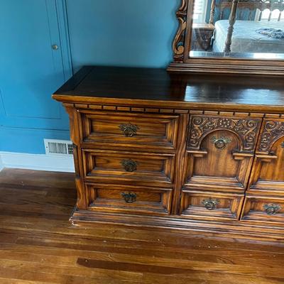 9- Drawer Dresser  OAK - Link-Taylor