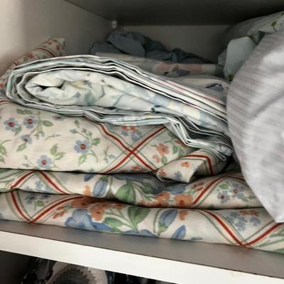 Closet full of full size used Sheets