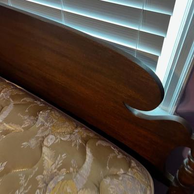 Mahogany Pine Cone Bed with Mattress FULL Size