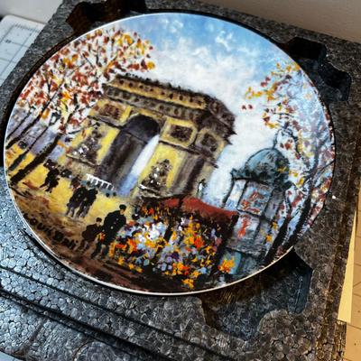 (6) Mixed Lot of Art Plates