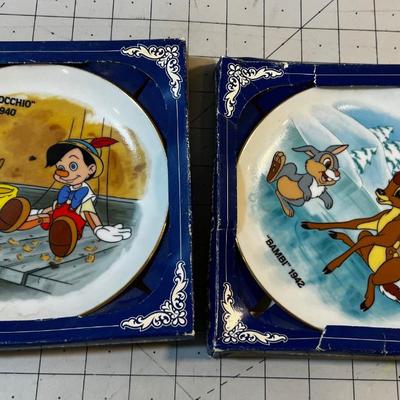 Cutest Plate Every Disney Bambi and Pinocchio 
