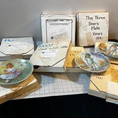 Fairy Tale Plates: Jack & Jill, Miss Muffet etc. (12 Plates total