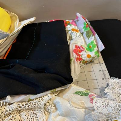 Great Vintage Mixed Linen Lot: Pillows, Aprons, Doylies, Embroidery work, Crewel, etc.,