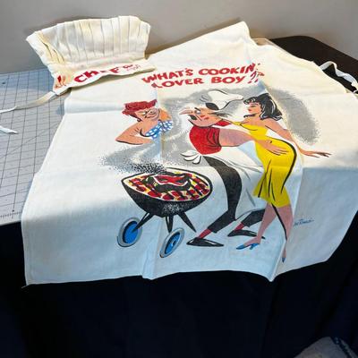 Apron of "WHAT'S COOKIN LOVER BOY??" Fathers day Present! 