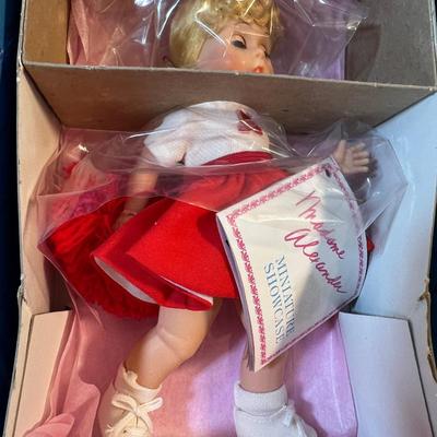 Madam Alexander Dolls (6) 6 " Tall: Rhett, Ashely, Groom, Nurse, Cheerleader and Huckleberry Finn  NEW in the box. 