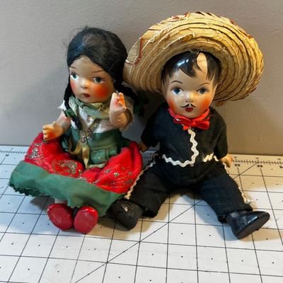 2 Mexican Dolls Boy and Girl Clay Material 
