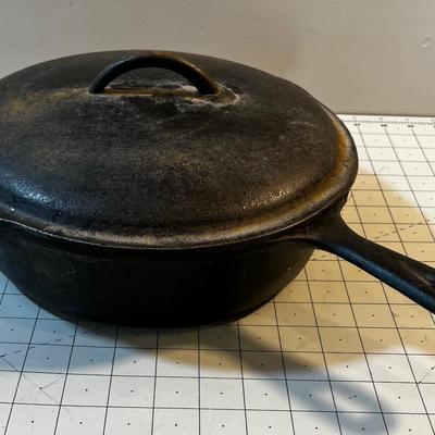 Cast Iron Deep Skill with Lid 10" No Name
