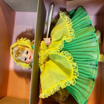 (4) Madam  Alexander Country Dolls 7": Snow White, Daffy Down Dilly, Sulky Sue, Amy