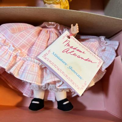 (4) Madam  Alexander Country Dolls 7": Snow White, Daffy Down Dilly, Sulky Sue, Amy