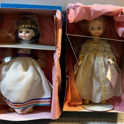 2 - Madam  Alexander 14" Salome and Isolde 