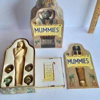 Lift the lid on Mummies Treasure filled kit with Two books on Mummies