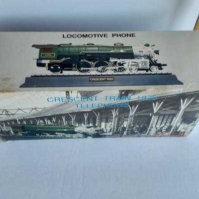 Working new in the box Crescent Train 1925 Locomotive Telephone Landline