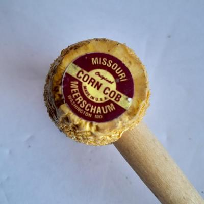 Missouri Corn Cob pipe Meerschaum and Corn Cob pipe with a long stem